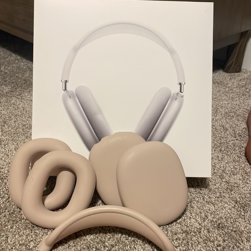 New in box air pod max with stone colored silicone ear muff and headband cover.